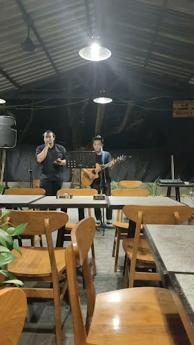 Comentarii opinii despre Coffee Toffee Airlangga Corner