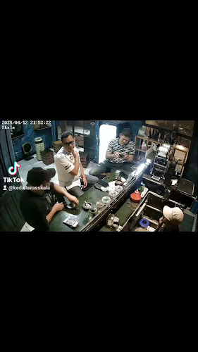 Kedai teras skala - Gastronomi dan perhotelan