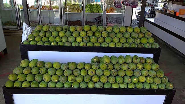 Opinii despre Eboni Buah în Kota Banjar Baru - Gastronomi dan perhotelan