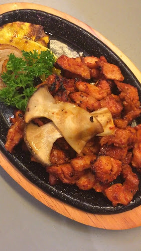 Opinii despre DaeBak Korean BBQ Restaurant în Kota Medan - Gastronomi dan perhotelan