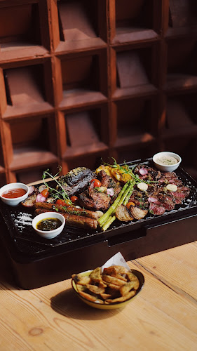 Comentarii opinii despre Cutt & Grill The Breeze