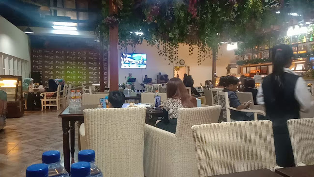 Opinii despre Family Cafe PIER 29 în Kota Kendari - Gastronomi dan perhotelan