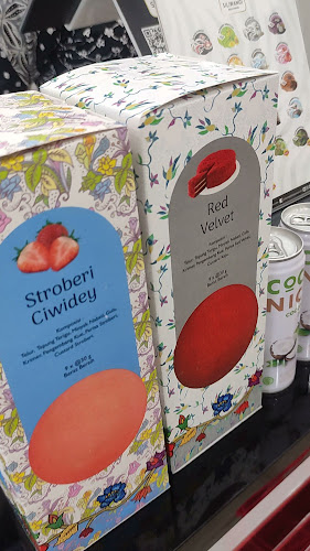 Comentarii opinii despre Siliwangi Bolu Kukus Raya Lontar, Surabaya