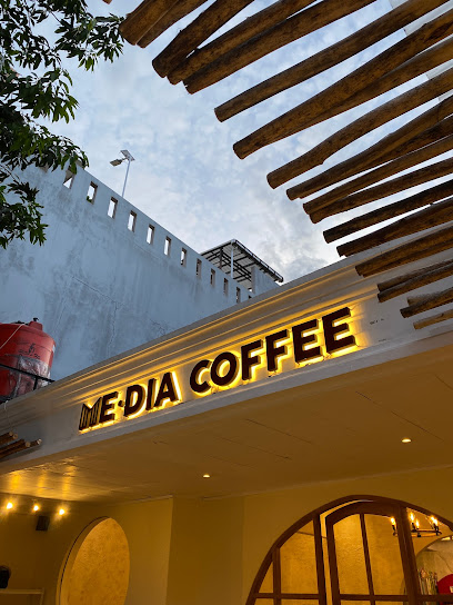 Me.Dia Coffee and Space