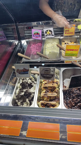 Opinii despre Joy's Gelato în Kabupaten Tangerang - Gastronomi dan perhotelan