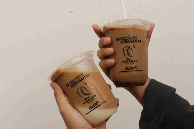 Opinii despre Rebahan coffee X Roti Bakar Premium Boy & Girl în Kota Blitar - Gastronomi dan perhotelan