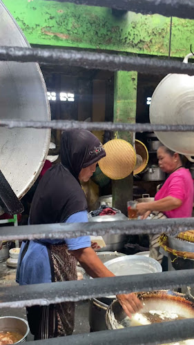 Warung Brongkos Handayani