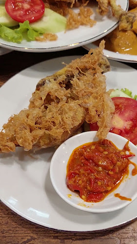 Opinii despre Rm Puti Buana în Kota Pekanbaru - Gastronomi dan perhotelan