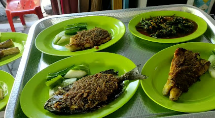 Ikan bakar pondok kuning