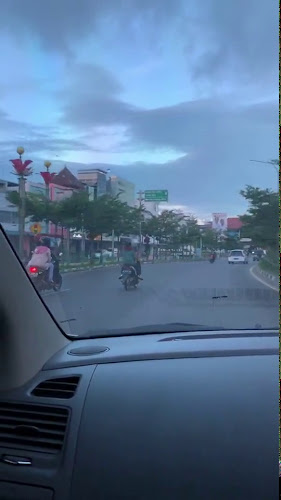 Opinii despre Batam bengkong Holland Bakery în Kota Batam - Gastronomi dan perhotelan