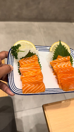 Sushi Hiro - Gastronomi dan perhotelan