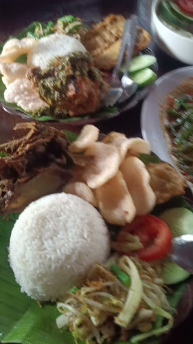 Opinii despre ALUN - ALUN KULINER INDONESIA în Kota Medan - Gastronomi dan perhotelan
