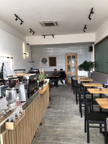 Sangrai coffee house - Gastronomi dan perhotelan