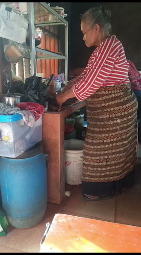 Tahu Gimbal Setahun Puspogiwang - Gastronomi dan perhotelan