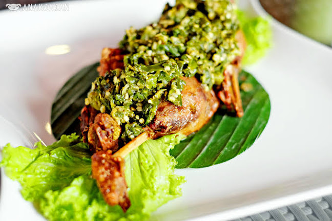 Opinii despre Dapur ubay seafood în Kota Tangerang Selatan - Gastronomi dan perhotelan