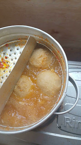 Opinii despre Model 3 kuah 'Ainda în Kota Palembang - Gastronomi dan perhotelan