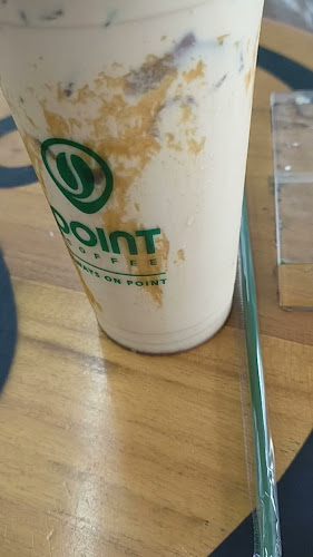 Opinii despre Point Cafe Hybird Golden Vienna în Kota Tangerang Selatan - Gastronomi dan perhotelan