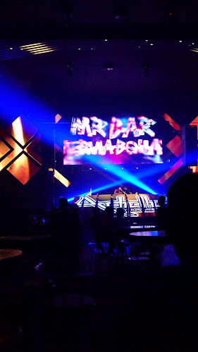 Opinii despre New Paradise Executive Club în Surabaya - Gastronomi dan perhotelan