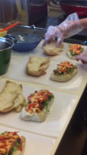 Opinii despre ROTI COWBOY Pamulang în Kota Tangerang Selatan - Gastronomi dan perhotelan