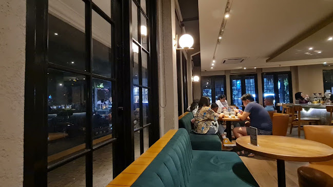 Opinii despre Starbucks Reserve Bogor în Kota Bogor - Gastronomi dan perhotelan