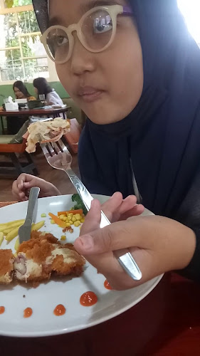 Comentarii opinii despre D’raz Coffeehouse & Restaurant