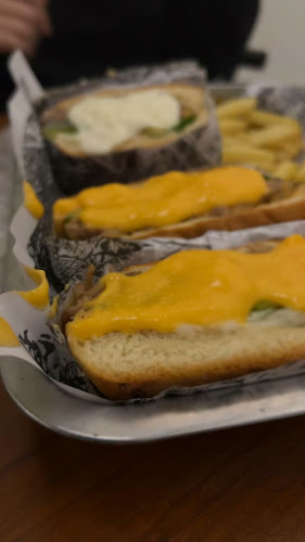 Opinii despre Armburger în Kota Bandung - Gastronomi dan perhotelan