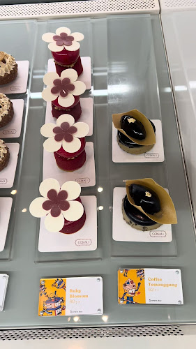 Goolali Gelato Bar & Patisserie