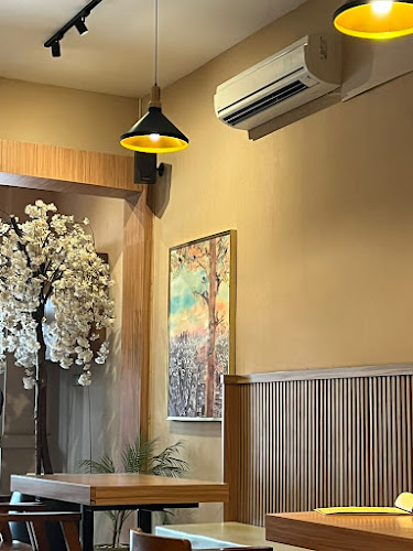 HIBIKI Japanese Bowl & Coffee - Kota Medan