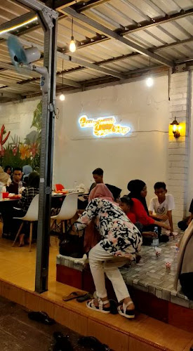 Opinii despre Palekko Manggau în Kota Parepare - Gastronomi dan perhotelan