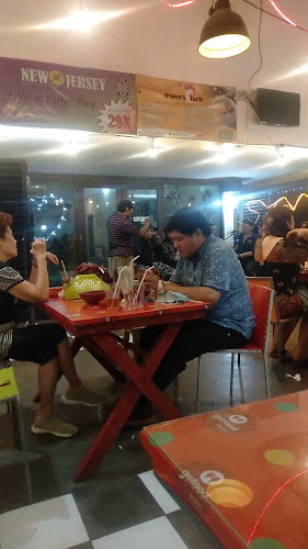 Opinii despre Warung Curhat în Surabaya - Gastronomi dan perhotelan