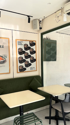 Koma Point - Gastronomi dan perhotelan