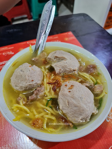 Jl. Nibung Baru No.29, Petisah Tengah, Kec. Medan Petisah, Kota Medan, Sumatera Utara 20111