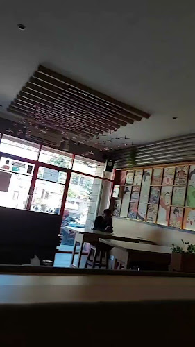 Peco Peco Sushi Margorejo - Gastronomi dan perhotelan