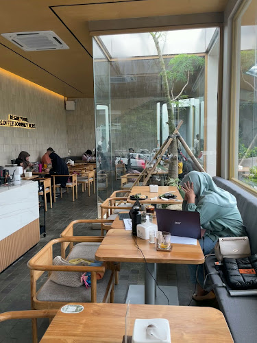 Comentarii opinii despre Tentrm coffee & dining