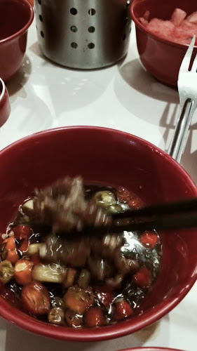 Opinii despre Onoyasuki. All you can eat Japanese fusion, coffee and Eatery în Kota Serang - Gastronomi dan perhotelan