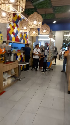 Opinii despre D'COST Tangerang City în Kota Tangerang - Gastronomi dan perhotelan