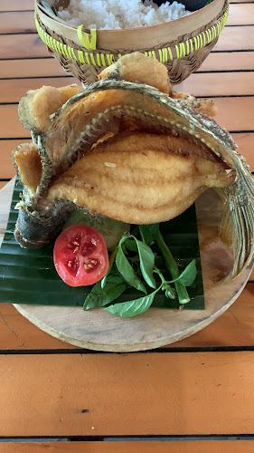 Opinii despre Warung Wareg Ngandat în Kota Batu - Gastronomi dan perhotelan