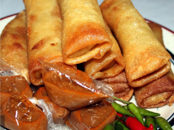 Toko & Pabrik Kue Ny Nina - Gastronomi dan perhotelan