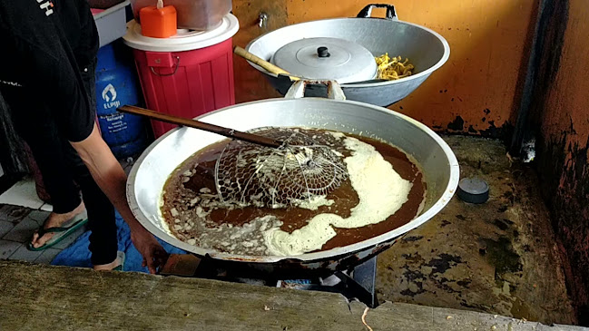 Opinii despre Bebek Yamelia în Kota Denpasar - Gastronomi dan perhotelan