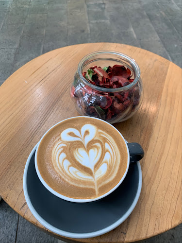 Comentarii opinii despre Sangrai coffee house