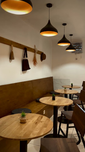 Jl. Rotan Baru No.83C, Petisah Tengah, Kec. Medan Petisah, Kota Medan, Sumatera Utara 20112