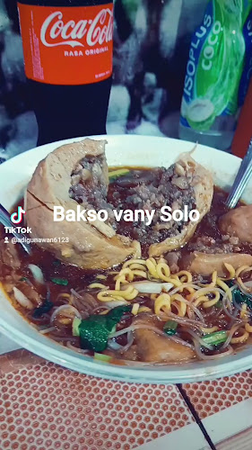 Jl. Ciroyom No.89, Ciroyom, Kec. Andir, Kota Bandung, Jawa Barat 40182