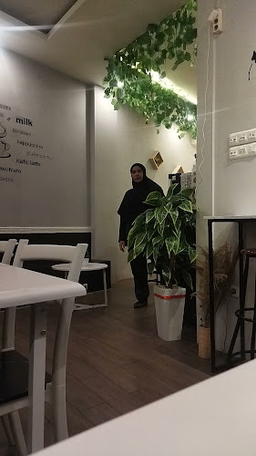 Opinii despre Forget Me Not Coffee în Kota Bandung - Gastronomi dan perhotelan
