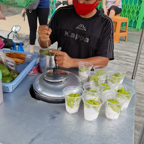 Opinii despre Eskrim Pokat AU în Kota Tebing Tinggi - Gastronomi dan perhotelan