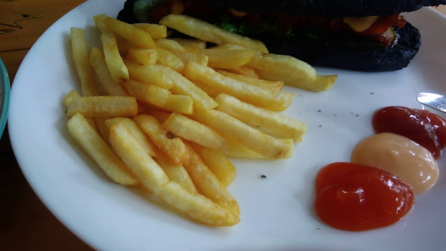 Opinii despre Happy Days Ice în Kota Tangerang - Gastronomi dan perhotelan