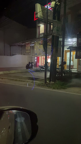 Mixue Ciceri - Gastronomi dan perhotelan