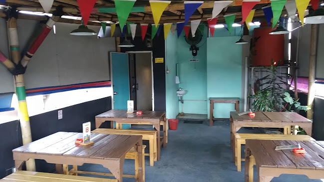 Opinii despre Habitat Milk and Coffee Depok în Kota Depok - Gastronomi dan perhotelan