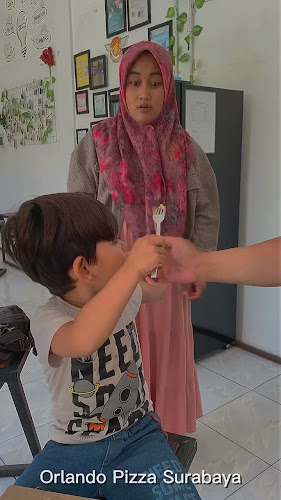 Orlando Pizza Surabaya