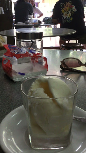 Opinii despre Bhineka Jaya (Kopi Bali) în Kota Denpasar - Gastronomi dan perhotelan