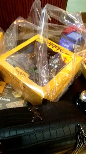 Brownte Kendari by Ari Untung&Fenita Ari - Gastronomi dan perhotelan